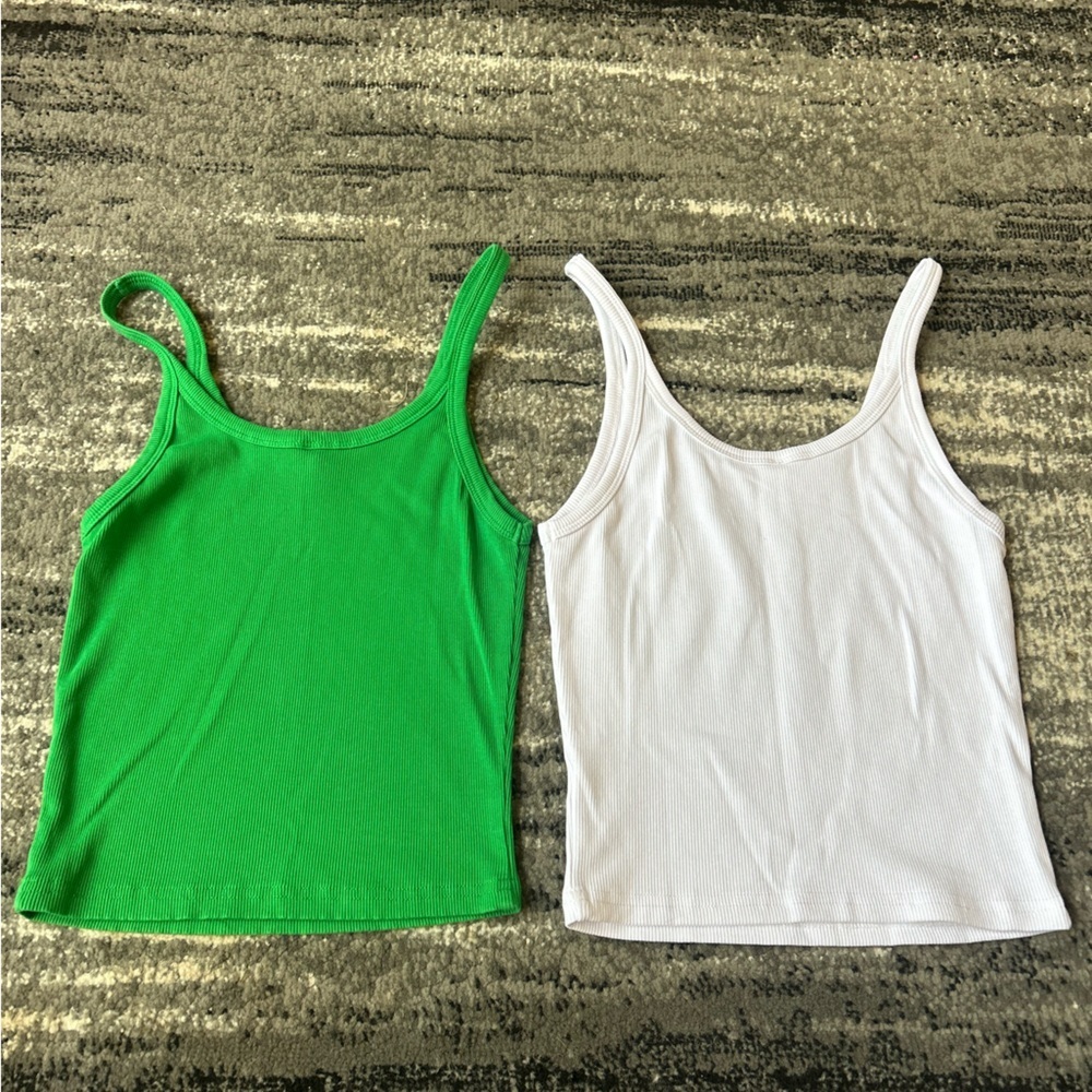 2 AMAZON Ribbed Tank Tops - Picture 8 of 9